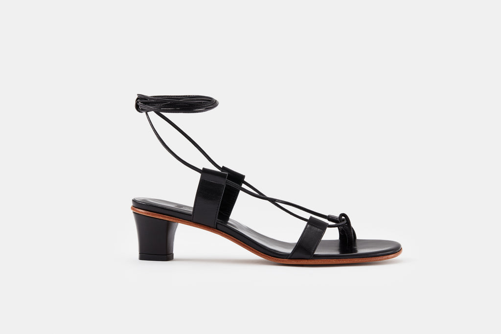 Pavone Black