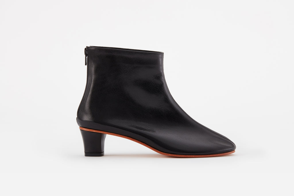 High Leone Black