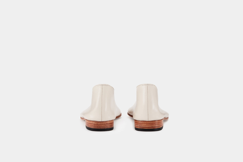 Glove Porcelain