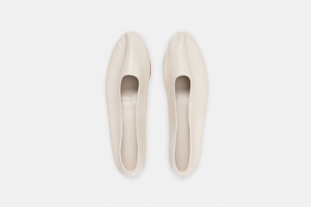 Glove Porcelain