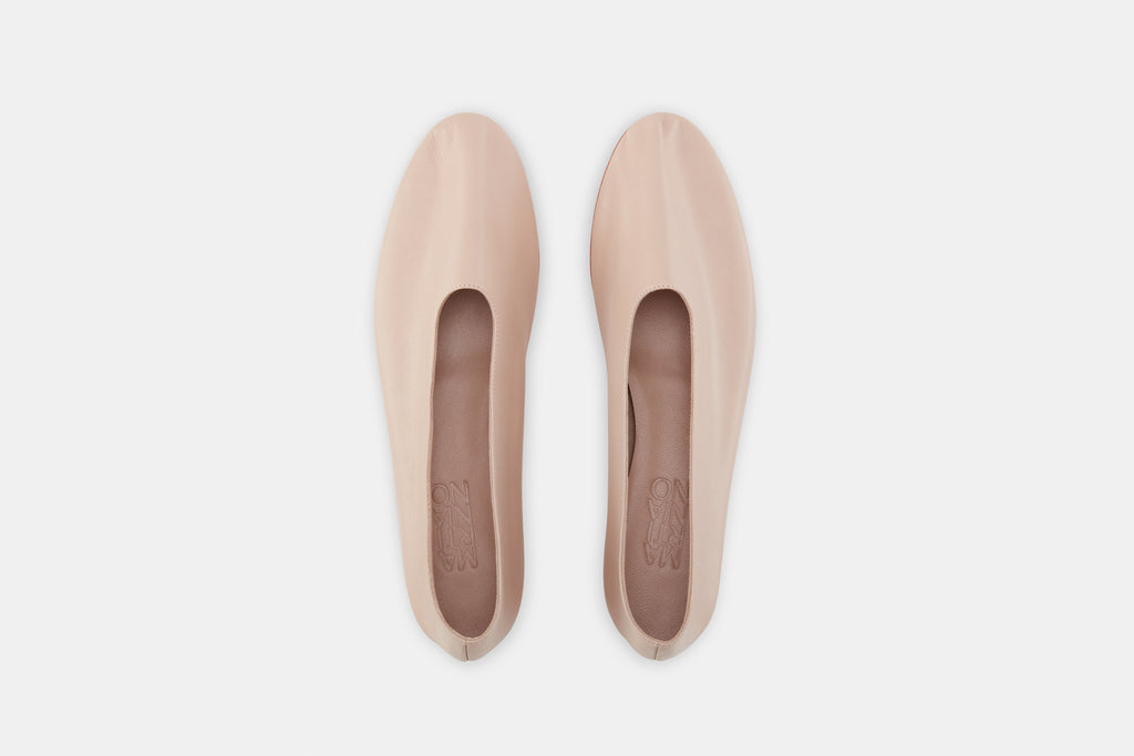 Glove Makeup